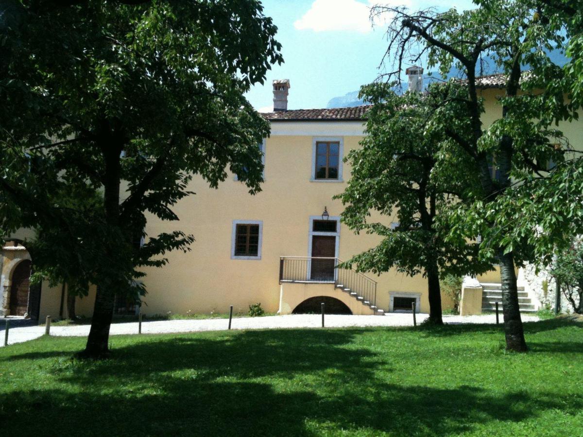 Hôtel Relais Palazzo Lodron à Rovereto  Extérieur photo